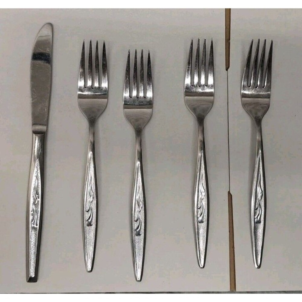Utica Cutlery Company Bell Flower Stainless Flatware 4 Dinner Forks Butter Knife